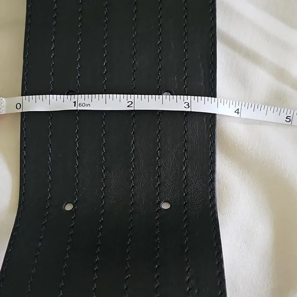 Burberry Black - Picture 8 of 9